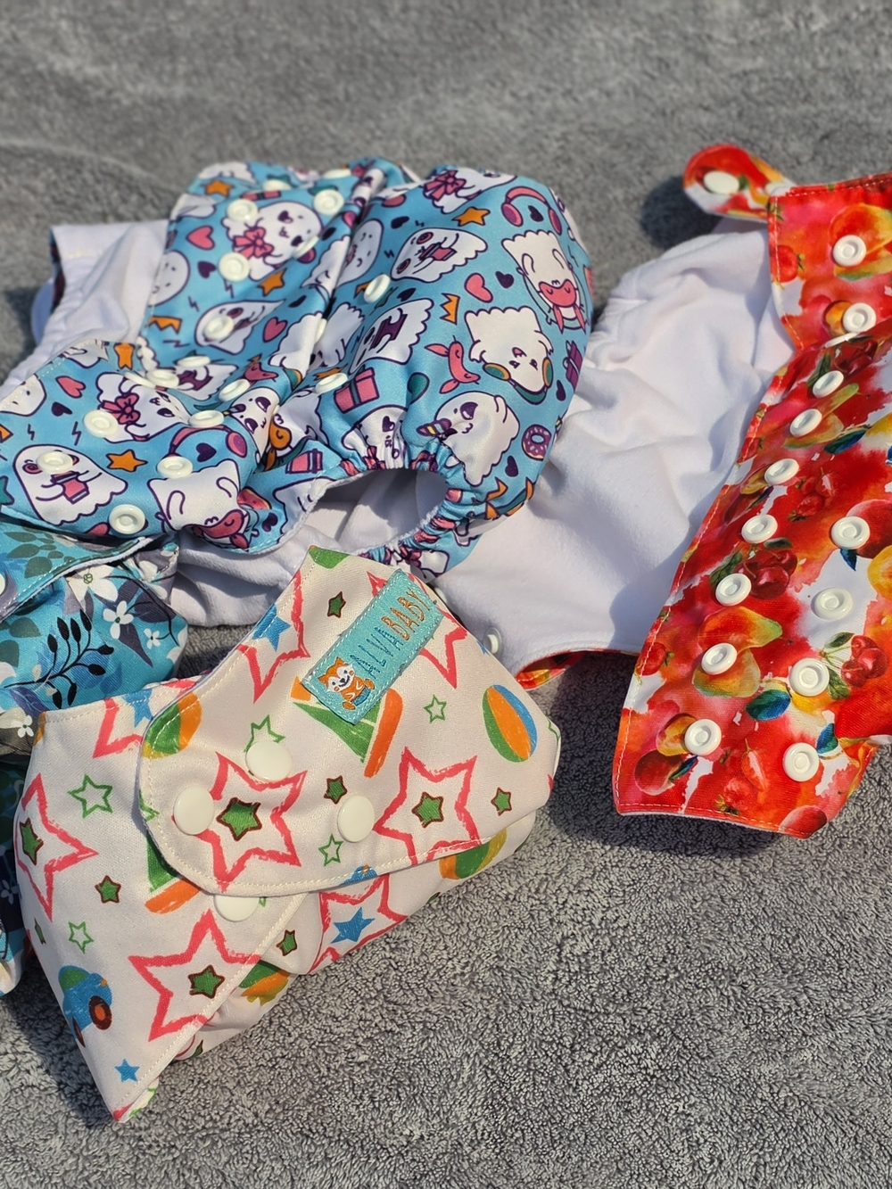 Reusable Print Diapers With Charcoal Liners - Alvababy